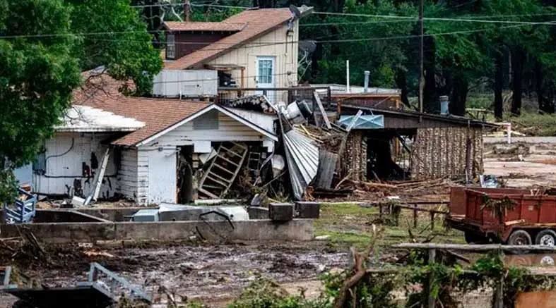 Más de 90 muertos en Texas